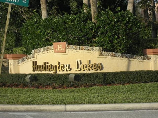 Huntington Lakes - Palm Beach County Waterfront Condos